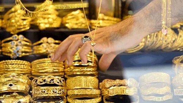 پیش بینی رئیس اتحادیه طلا درباره قیمت ها / ضوابط خرید و فروش چطور اجرایی می شود؟