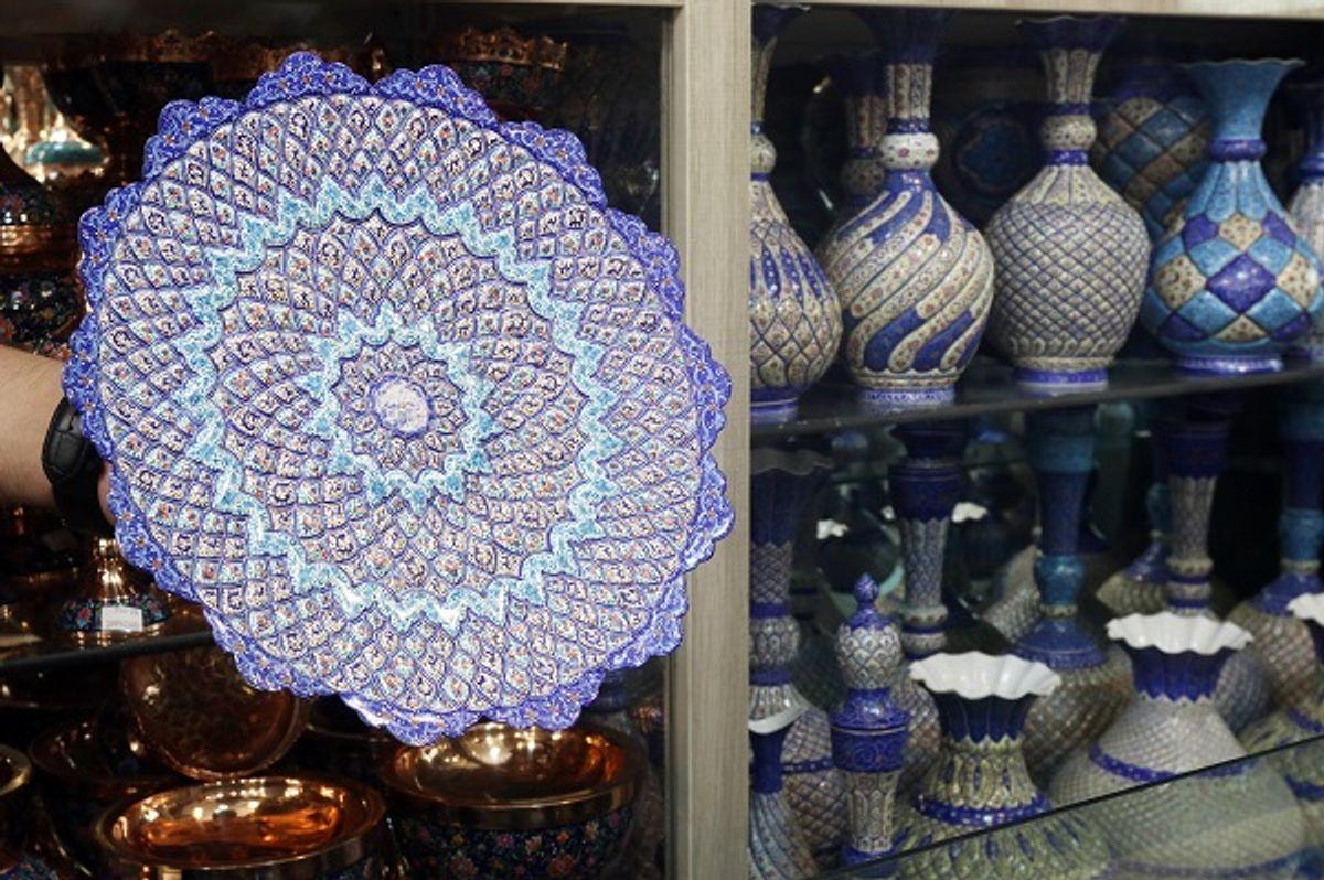 صادرات به داد هنرمندان اصفهان می‌رسد؟