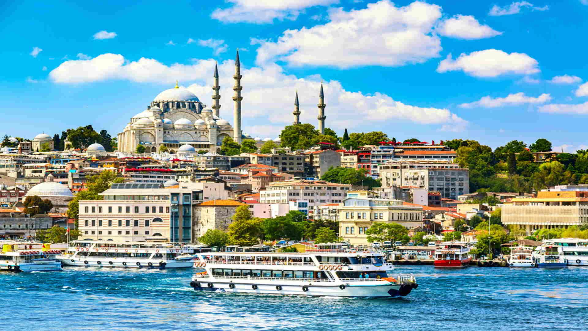 در تور لحظه آخری استانبول خرید بلیط هواپیما بدون هتل امکان پذیر است؟